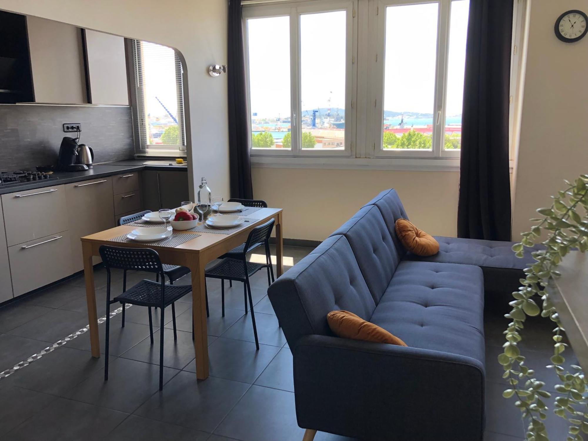 Tout Confort Toulon Centre Appartement 3 Chambres, Vue Sur La Rade Luaran gambar